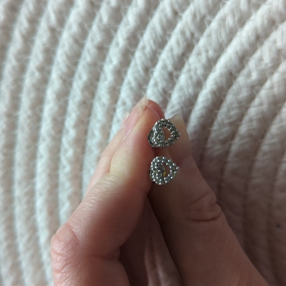 Heart shaped 14 k diamond earrings - Picture 1 of 7